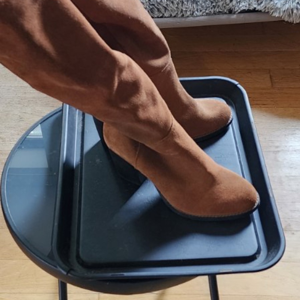 Heel boots